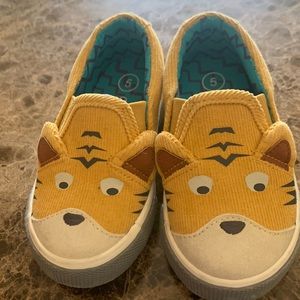 Cat and Jack baby shoes and sandals